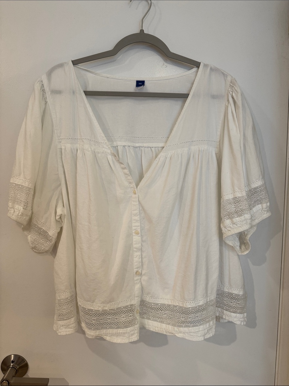 Old Navy White Lace-Trim Button Front Peasant Top